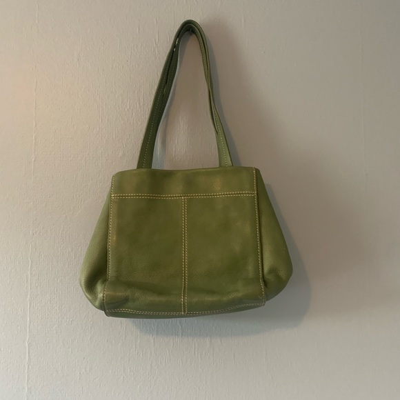 🔥3/$25🔥REACTION KENNETH COLE HANDBAG - Picture 3 of 6